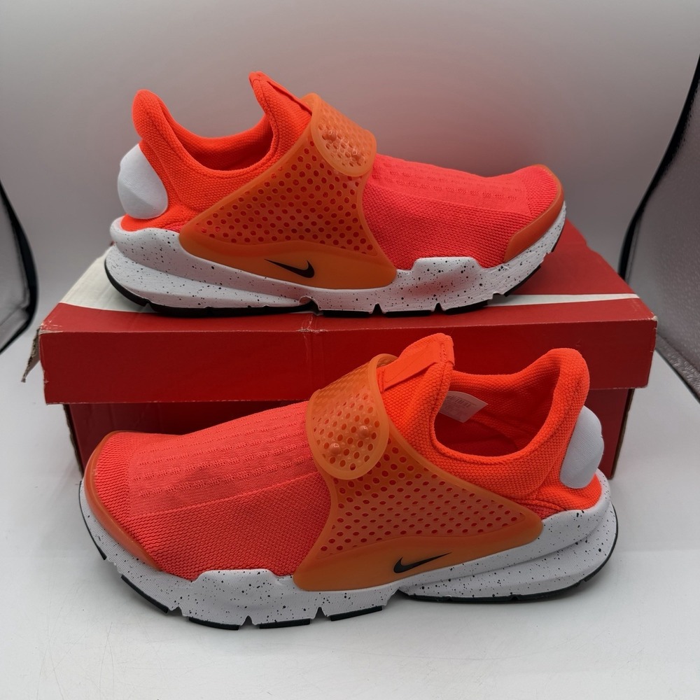 Nike Sock Dart SE Shoes Mens Sz 9 Total Crimson Orange Sneakers 833124-800